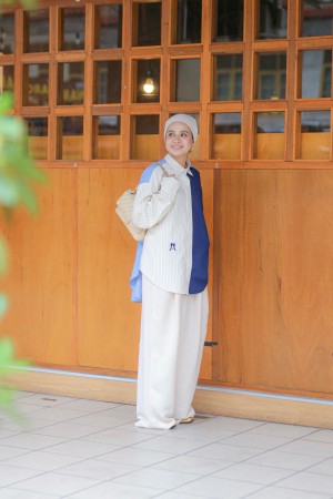 HEART TOP IN CREAM AND NAVY