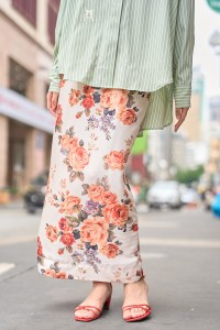 FLORET SKIRT IN ECRU